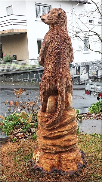  erdmnnchen holz motorsge kettensgen holzwerker geschnitzt