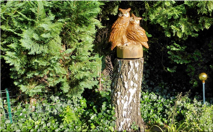 owls eulen paar  holz motorsäge kettensäge schnitzen kettesägenkunst motorsägenkunst 