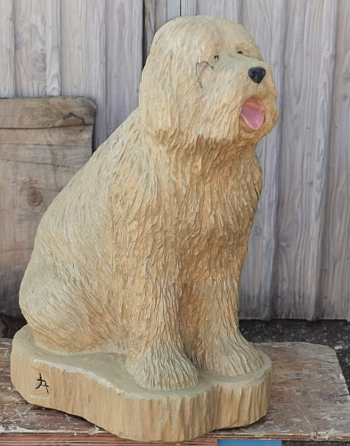 hund bobtail motorsge kettensgenkunst holz schnitzen jochen adam holzwerker geschnitzt  chainsaw carving