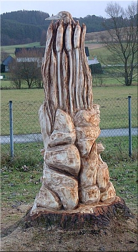 reiher heron holz schnitzen motorsäge kettensäge holzwerker
