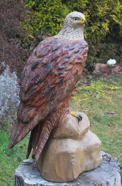 rotmilan gabelweihe holz schnitzen motorsge kettensge holzwerker carving