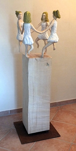 skulptur tanzen holz schnitzen carving motorsge kettensge holzwerker jochen adam