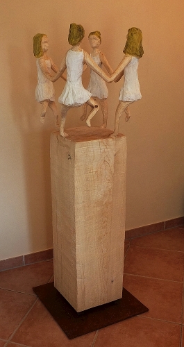 skulptur tanzen holz schnitzen carving motorsge kettensge holzwerker jochen adam