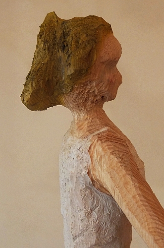 skulptur tanzen holz schnitzen carving motorsge kettensge holzwerker jochen adam