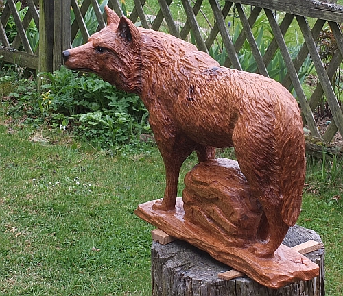 wolf holz geschnitzt motorsge kettensge kunst holzwerker